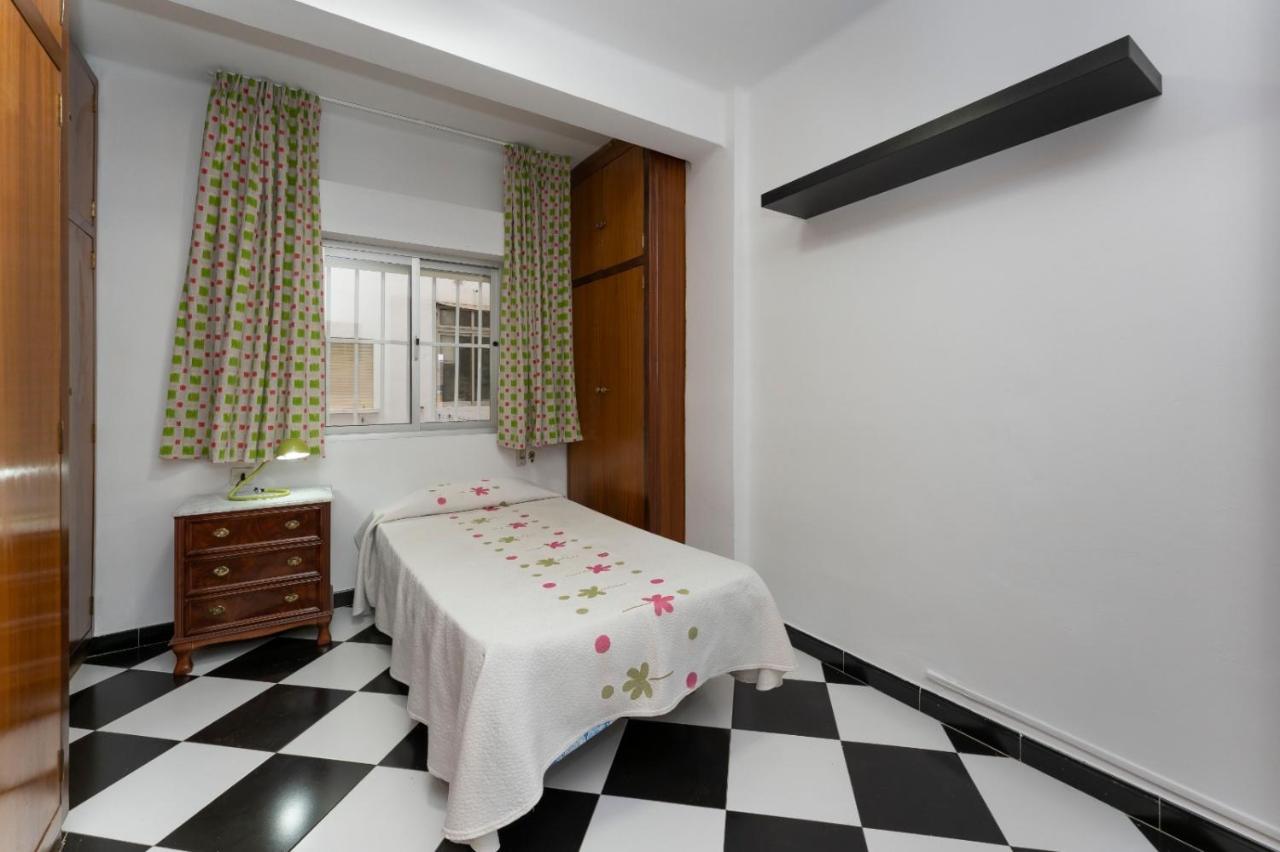 Malaga Downtown And Beach Apartment Ngoại thất bức ảnh